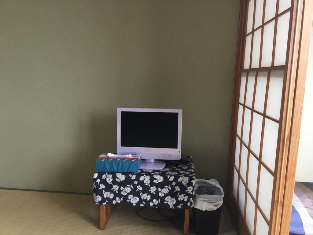 Natsumi No Sato Hotel Biei Quarto foto